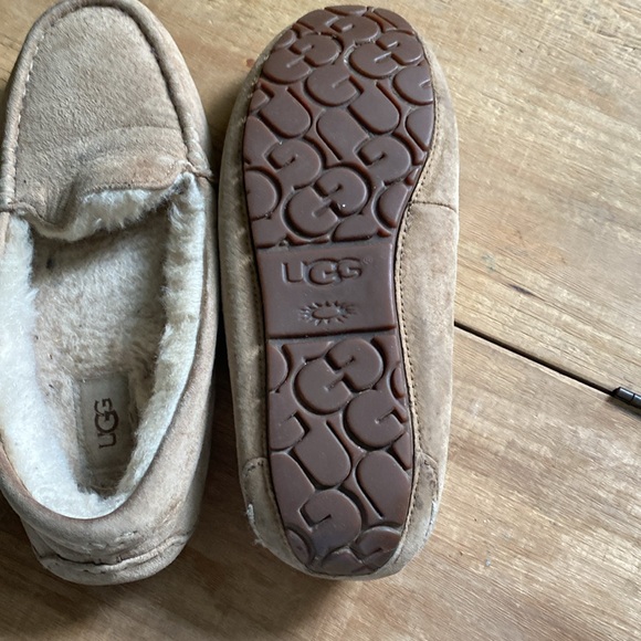 UGG moccasins. One moccasin does have a small mark on it. - Picture 2 of 5
